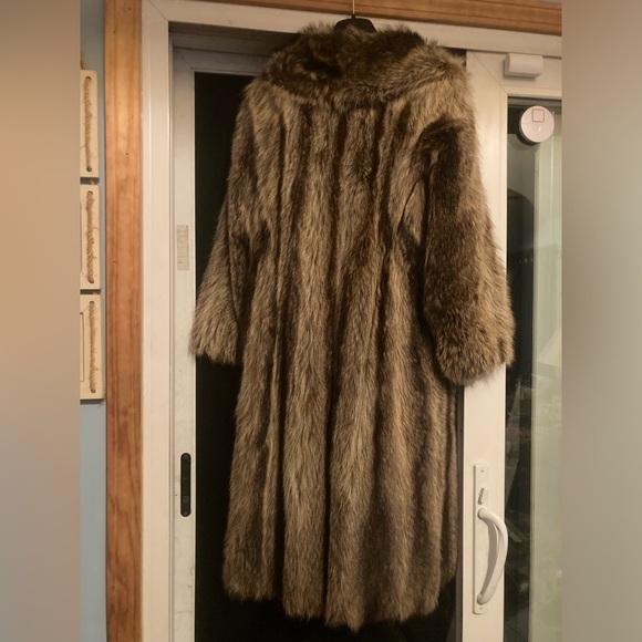Vintage Laflamme Fourrures Genuine Raccoon Fur Coat - Picture 2 of 13